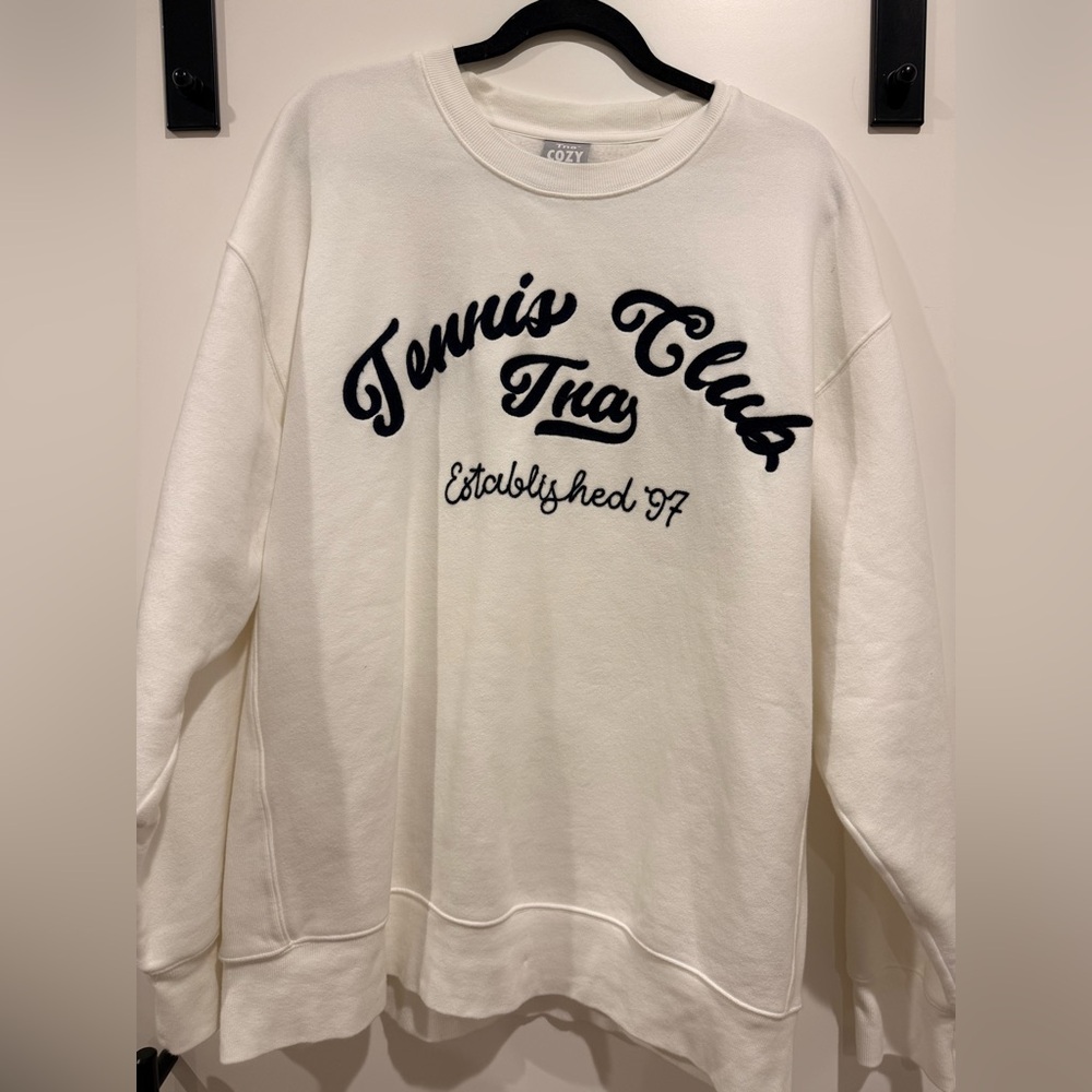 Aritzia TNA Boyfriend Crewneck
